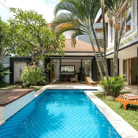 3Br Luxury Villa 5 Minutes To The Beach In Canggu